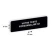 Plaque de porte personnalisée avec votre texte - 170 x 47 mm - noire - adhésivée prête à poser