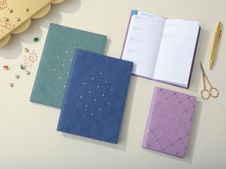 Agenda de poche Cassiopée EasyDay - 1 jour par page - 10 x 15 cm - disponible dans différentes couleurs - Exacompta