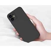 Coque avec protection de lentille pour Google Pixel 8 Pro - silicone - noir mat
