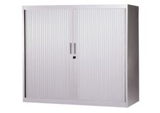 Armoire basse à rideaux - L120  x H105 x P43 cm - 2 tablettes - gris clair