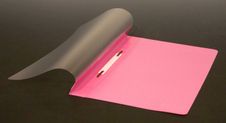 Farde à devis A4 - couverture transparente en PP - rose
