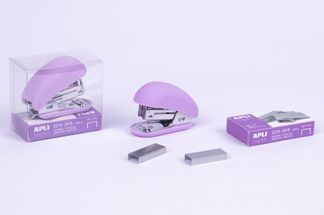 Apli Nordik - Agrafeuse 24/6 - lilas pastel