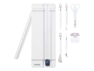Cricut Essential - Ensemble de 7 outils artisanaux