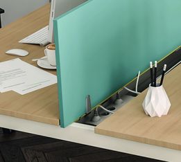 Goulotte réceptacle de bureau pour cables et prises électriques pour plan L180