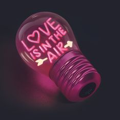 Legami - Lampe De Table En Forme D’Ampoule Love Is In The Air
