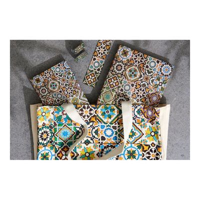 9781439795989-Paperblanks Portuguese Tiles - Journal - 175 x 230 mm - 144 pages - uni - Porto - couvercle mul-Close-up-6