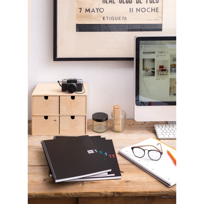 8422593026519-Notebook The Original, Couverture souple, A5, quadrillage 5x5 mm, 80 feuilles de 1 couleur, Miquelrius,--2