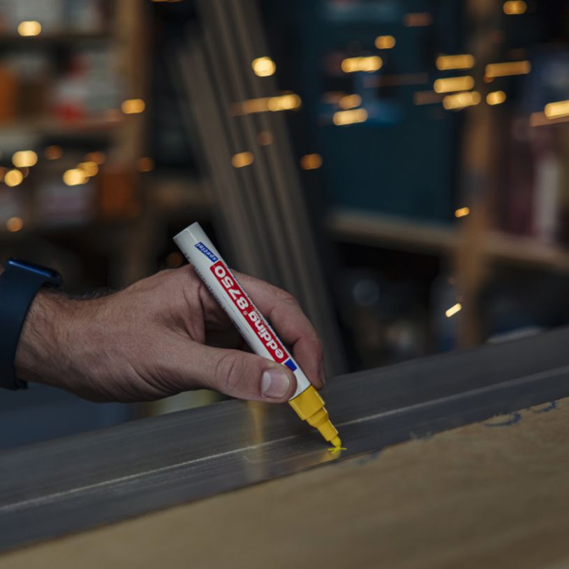 4004764863204-Edding - Blister de 1 Marqueur peinture PRO en Aluminium e-750 Blanc - Pointe Ogive 2-4 mm--3