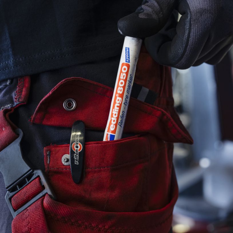 4004764894734-Edding - Blister de 1 Marqueur pour Caoutchouc en Aluminium e-8050 Blanc - Pointe Ogive 2-4 mm--5