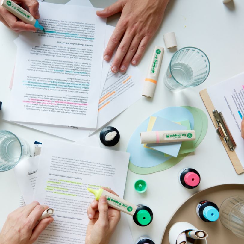 4004764917723-Edding - Set de 4 Surligneurs EcoLine en Plastique recyclé e-24 Assortis - Pointe Biseautée 2-5 mm--4