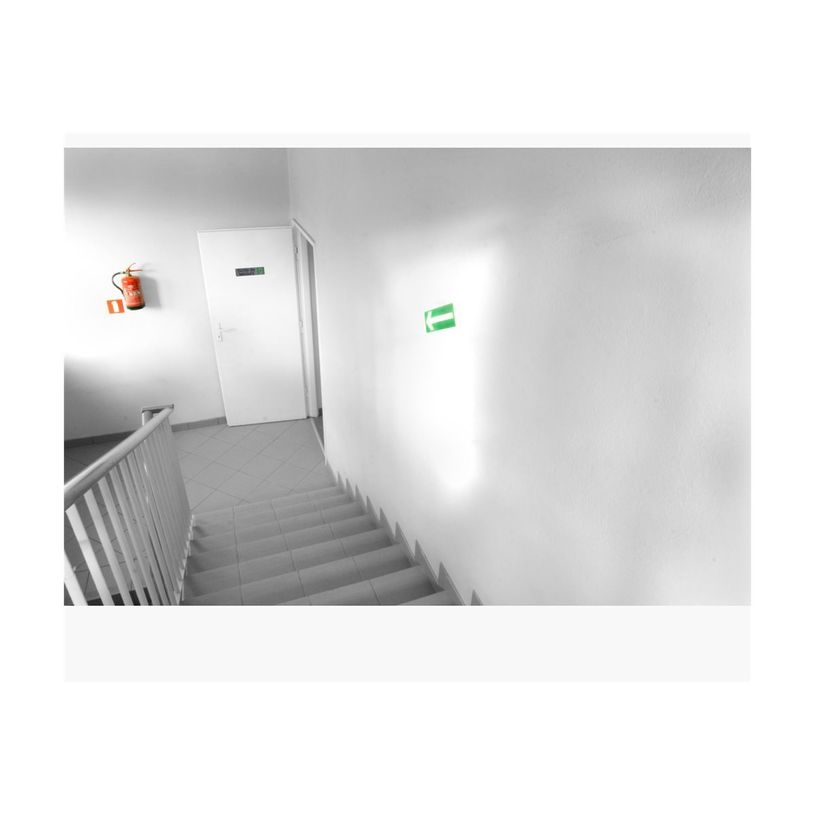 3130630671725-Exacompta - Plaque de signalisation Sortie de secours - 165 x 44 mm - aluminium brossé-P_405121410_2-1