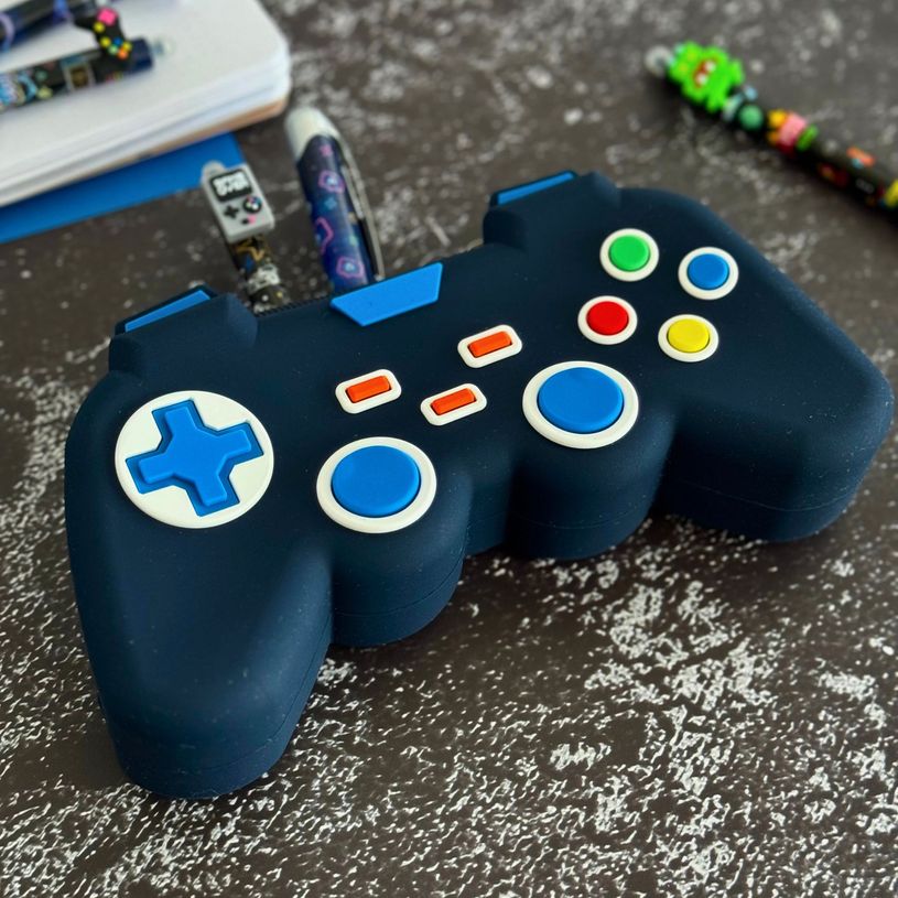 4014421101389-Fourre-tout Game Pad en silicones --4