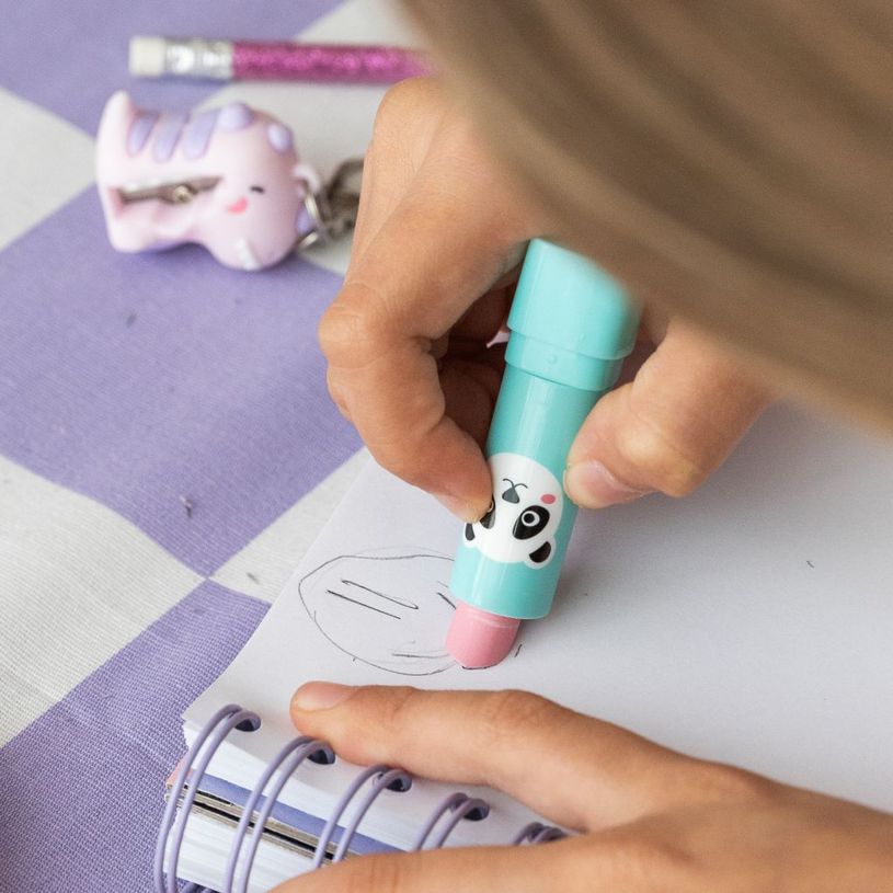 8422593121139- Gomme fantaisie Panda en forme de rouge à lèvres -  accessoire scolaire Back 2 Fun --3