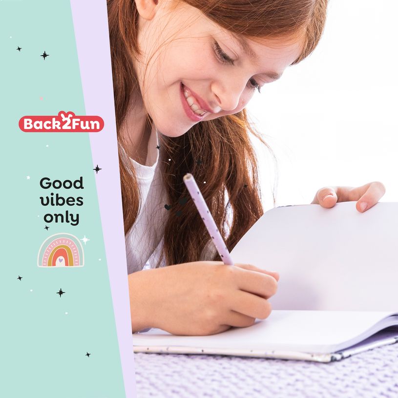 8422593075845-Journal secret Panda pour enfants avec cadenas -  clés et crayon -  carnet A5 holographique à 80 pages lignées -  cadeau --6