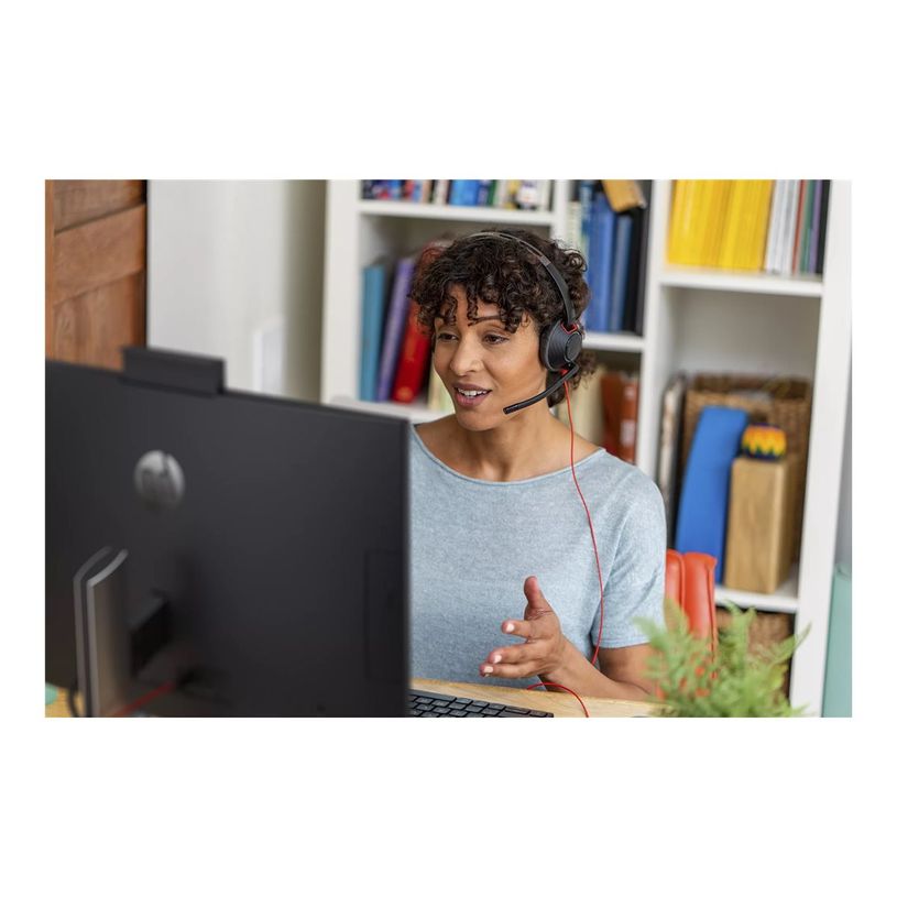 0197498429441-Poly Blackwire 5220 - Micro-casque - sur-oreille - filaire - USB-C, jack 3,5mm - noir - Certifié pour Skype for Business, certifié Cisco Jabber, Certifié Avaya, Certifié pour Microsoft Teams, certifié Zoom, certifié UC, W-P_405246695_2-2