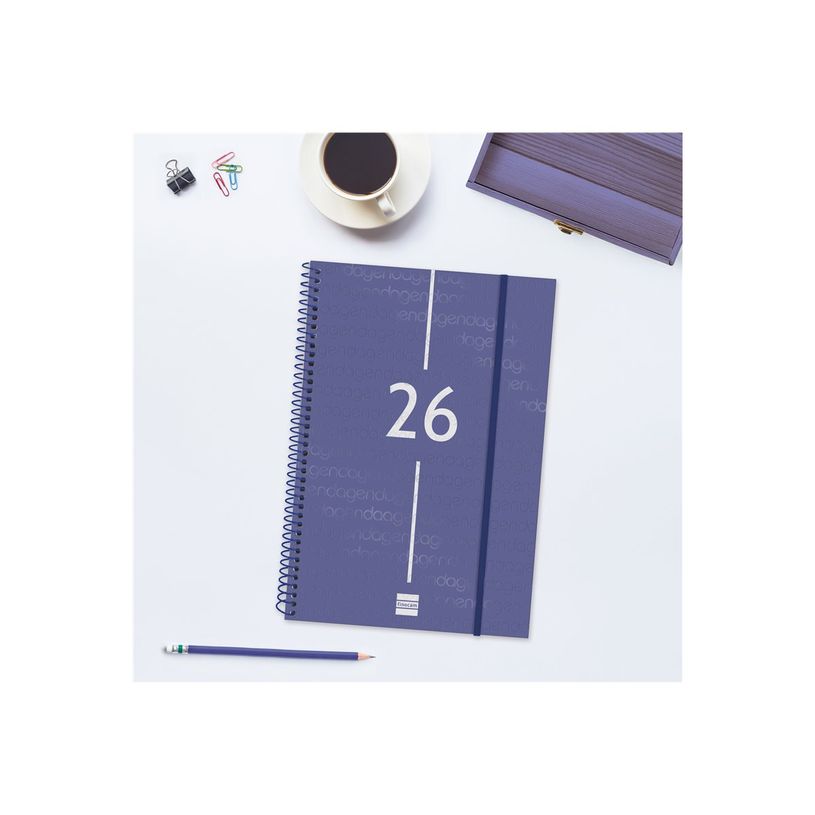 8422952409076-Agenda anual Basics Year E11 SVV 2026 Blau - Català-P_405258792_3-2