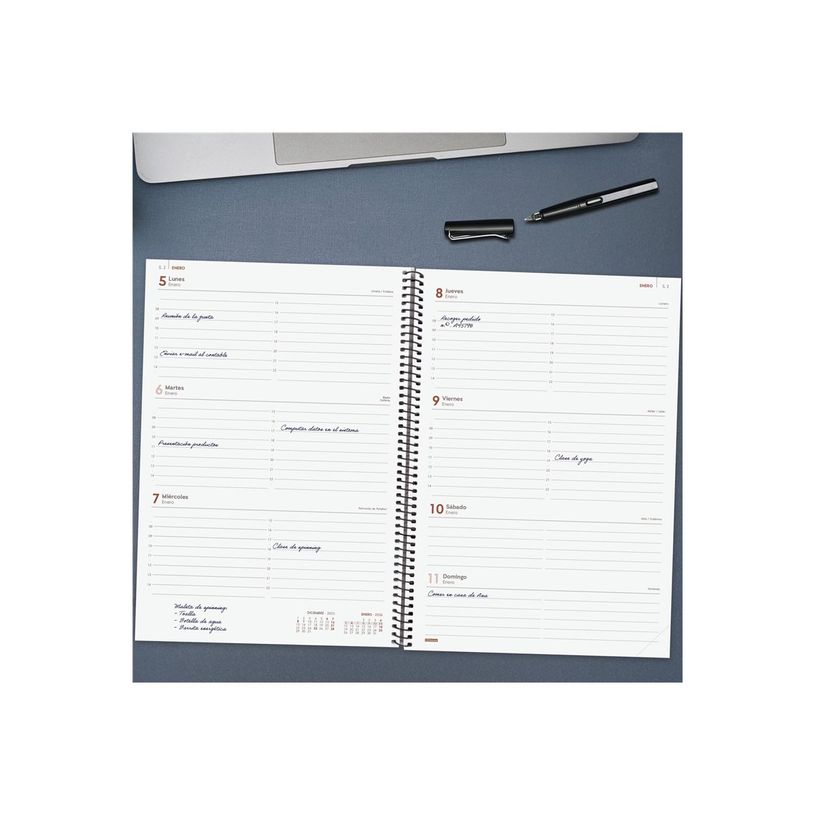 8422952408673-Agenda anual Basics Opaque E40 SVH 2026 Azul-P_405258965_4-2