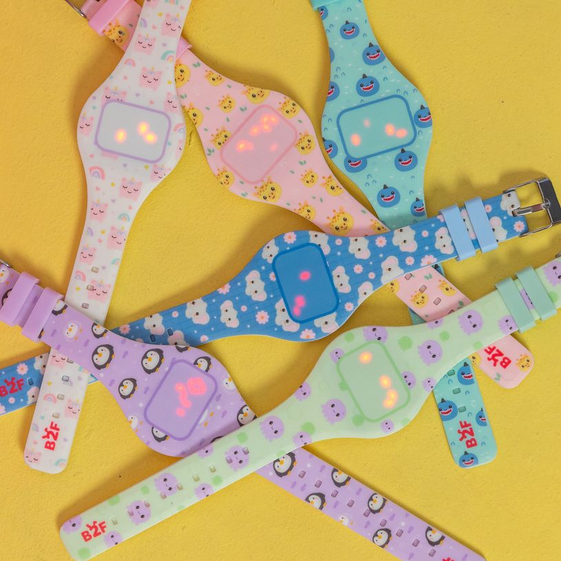 8422593134009-Montre digitale ronde requin Back2Fun--7