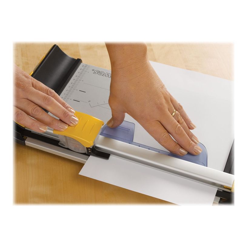 043859550425-Fellowes NEUTRON PLUS - Rogneuse / coupeuse A4 - coupe 10 feuilles-P_5410101_10-10