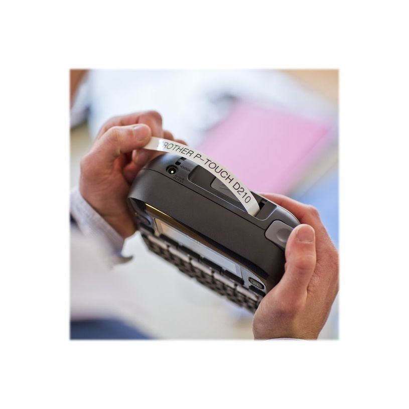4977766747615-Brother PT-D210 - Étiqueteuse - imprimante d'étiquettes monochrome - impression par trans-P_79409562_5-3